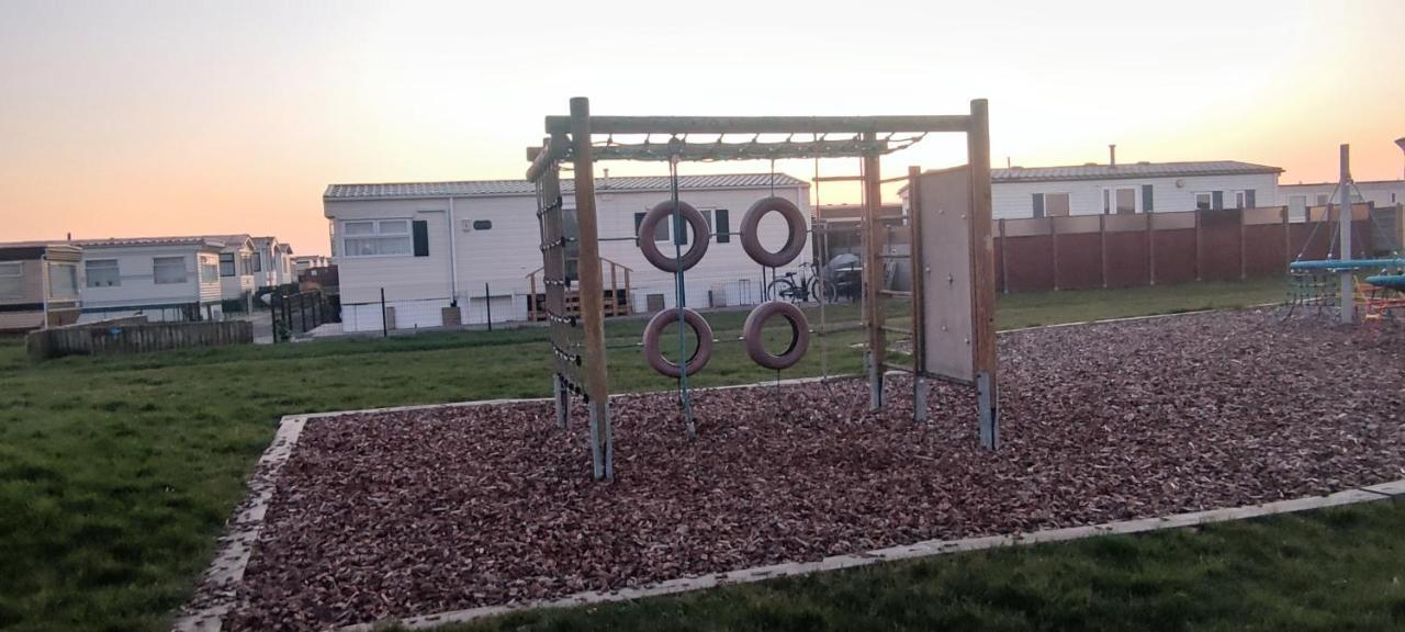 Przytulny Domek Holenderski Z Podgrzewanym Odkrytym Basenem Do Dyspozycji Gosci Де-Хаан Экстерьер фото
